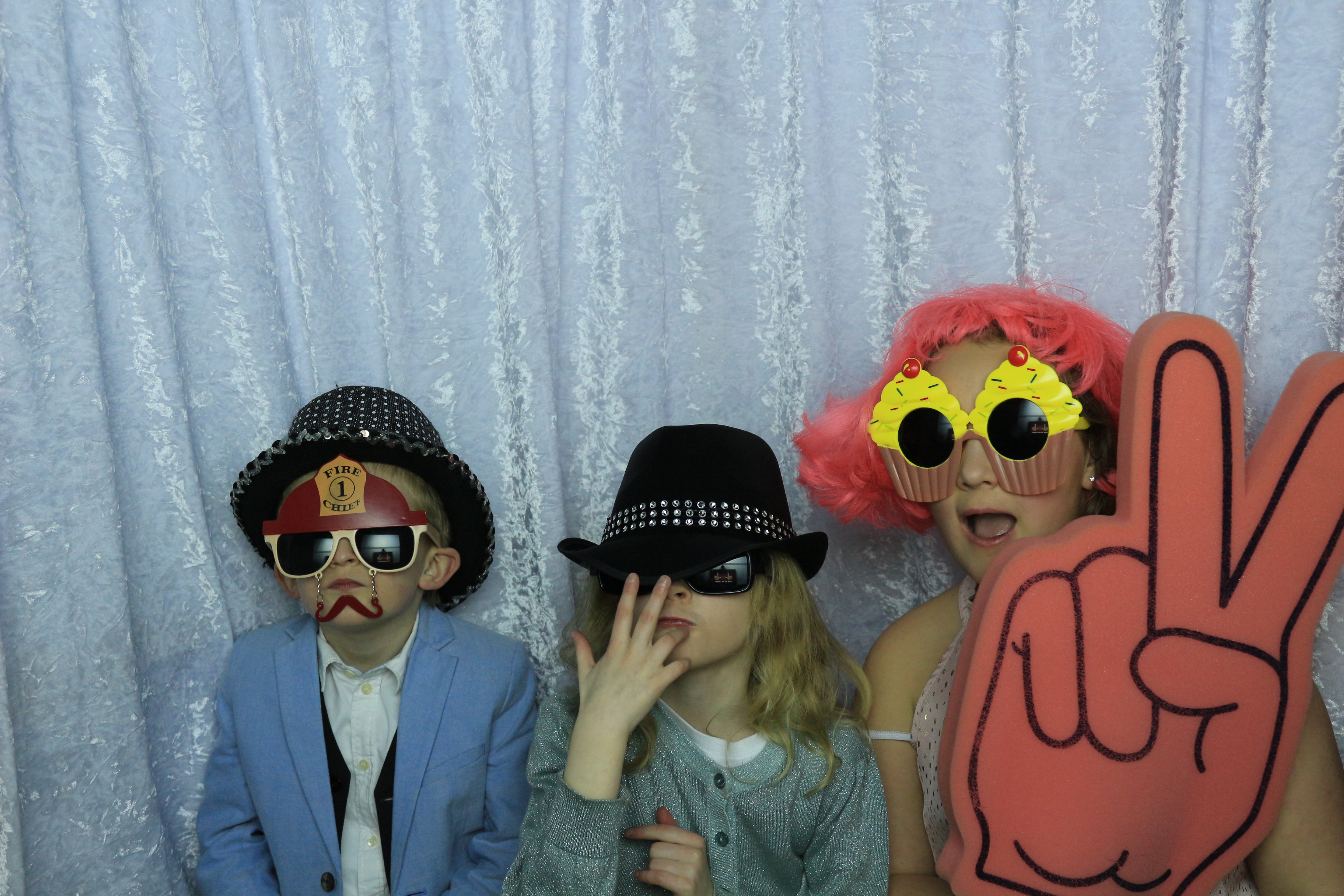 Ali’s 50th Birthday - Images | View more photos from the event at gallery.partydelightsphotobooth.co.uk/u/PartyDelightsPhotoBooth/Ali’s-50th-Birthday-Images